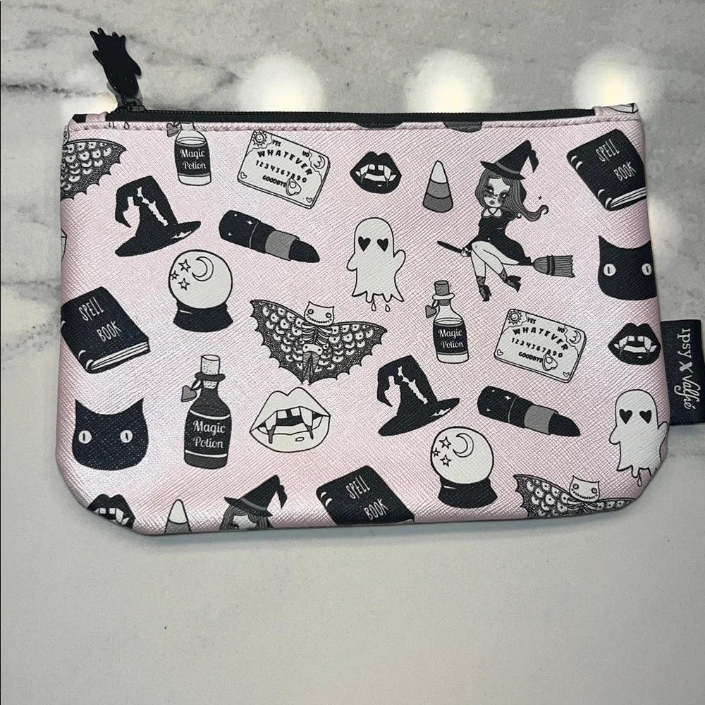 Ipsy Spooky Makeup Bag 🩷✨